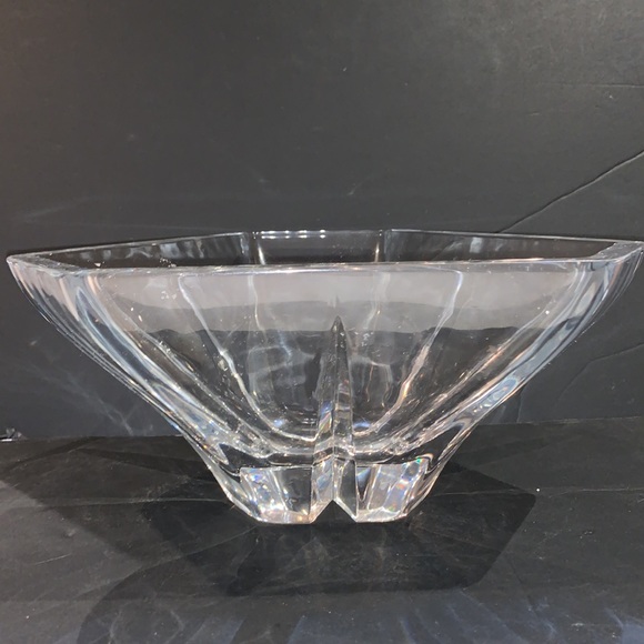 Miller Rogaska Crystal Triangular Bowl - Picture 2 of 5